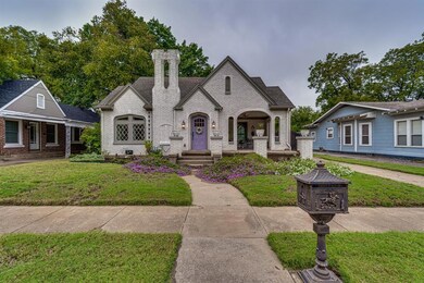 514 College St, Cleburne, TX 76033 - photo 3