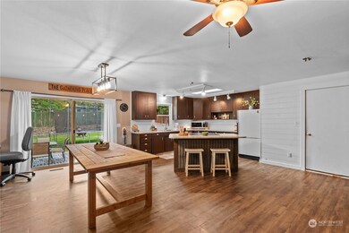 1801 4th St NE, East Wenatchee, WA 98802 - photo 6