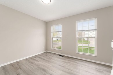009_9_W 6579 Warriner Way-008
