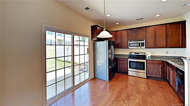 307 Sandy Spring Ln, Clover, SC 29710 - photo 4