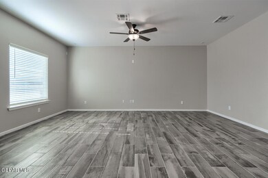 13154 Oakhampton Ave, El Paso, TX 79928 - photo 7