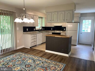 22706 Deerhaven Ln, California, MD 20619 - photo 2