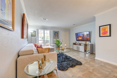 14446 Misty Meadow Ln, Houston, TX 77079 - photo 6