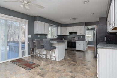 6 Dodier Ct, Merrimack, NH 03054 - photo 4