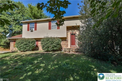 8519 Mohr Ln, Fogelsville, PA 18051 - photo 2