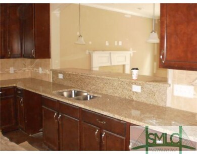 Kitchen. GRANITE COUNTERTOPS !