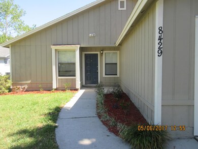 8429 Spicewood Dr, Jacksonville, FL 32216 - photo 4