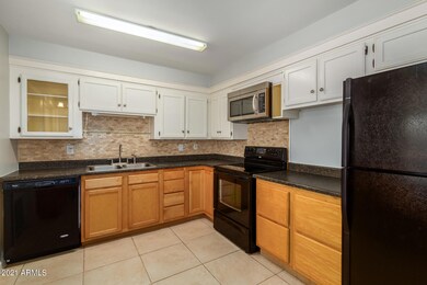 860 N Lesueur, Mesa, AZ 85203 - photo 3