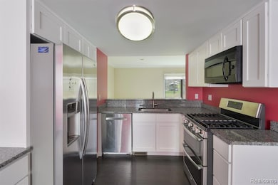 5762 Drake Hollow Dr W unit 5, West Bloomfield, MI 48322 - photo 7