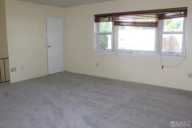 161 Evergreen Rd unit 11B, Edison, NJ 08837 - photo 3