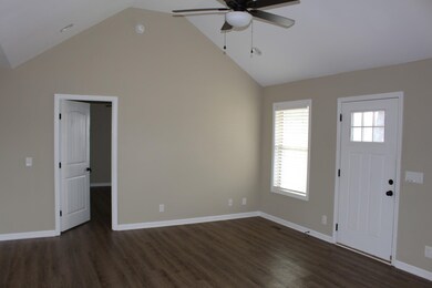 253 Ester Ln, Manchester, TN 37355 - photo 2