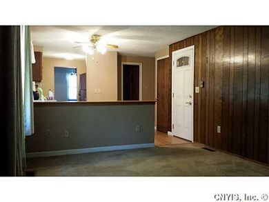 Family Room Open concept family room/EIK/kitchen