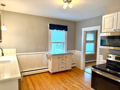 26 Pleasant St, Holden, MA 01520 - photo 5