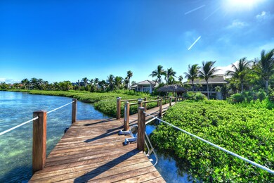 Dock to house
