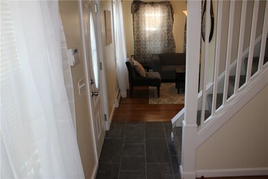 7 Ivy St, Pawtucket, RI 02860 - photo 3