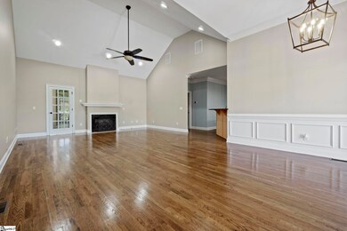 14 Calmar Ct, Greenville, SC 29617 - photo 2