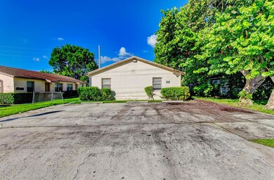 3805 Windsor Ave, West Palm Beach, FL 33407 - photo 2