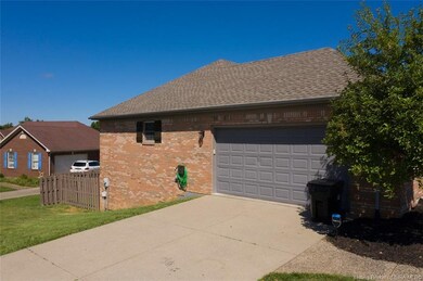 4113 Andrew Dr, Floyds Knobs, IN 47119 - photo 6