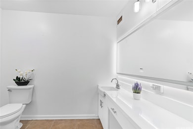 Recently upgraded bathroom with adjustable lighted