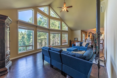 468 Lake Loop Drive