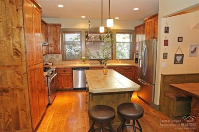 2511 NW Ordway Ave, Bend, OR 97701 - photo 3