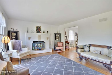 123 Madison Ave, Cockeysville, MD 21030 - photo 5