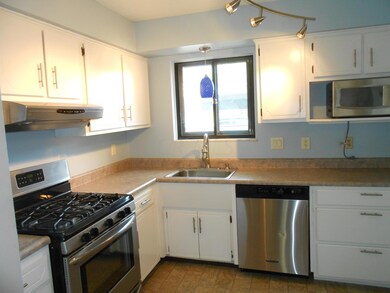 PLENTY OF COUNTER TOPS