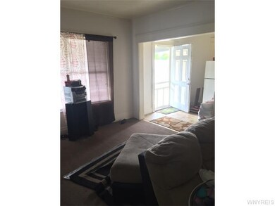 Family Room.