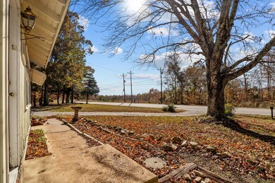 1260 Clydeton Rd, Waverly, TN 37185 - photo 4