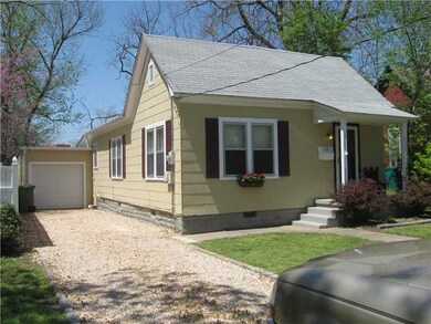 1110 S 4th St, Rogers, AR 72756 - photo 2