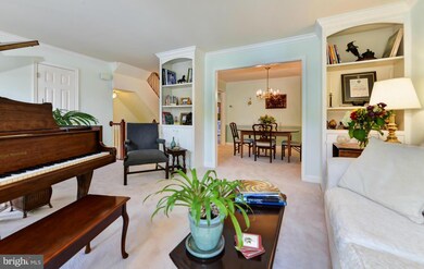 6873 Mclean Province Cir, Falls Church, VA 22043 - photo 5