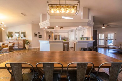 stacy-johnson-via-del-lago-2020-tom-leig