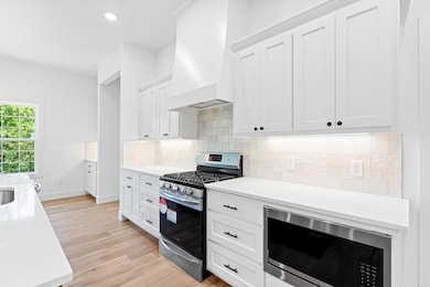 Sample photos (same floor plan / finishes may vary)