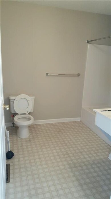 1131 Robin Hood Ct unit 104, Harrisonburg, VA 22801 - photo 3
