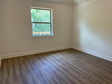 119 Parlin Ln, Fredericksburg, TX 78624 - photo 6