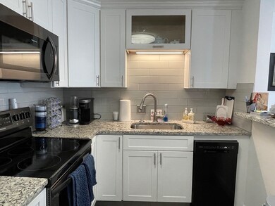 32 Whitman Rd unit 1-2, Waltham, MA 02453 - photo 4