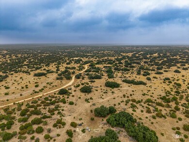 3100 Private Road 2204 unit 24, Sonora, TX 76950 - photo 6