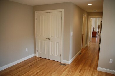 21 Sciarappa St unit 1, Cambridge, MA 02141 - photo 4