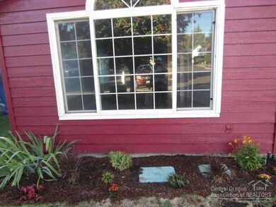 448 NE Alpenview Ln, Bend, OR 97701 - photo 3