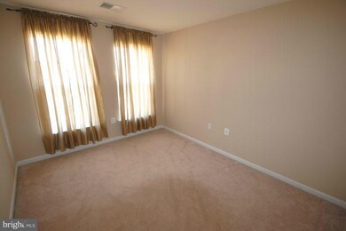 322 Morlyn Dr, Stephenson, VA 22656 - photo 7