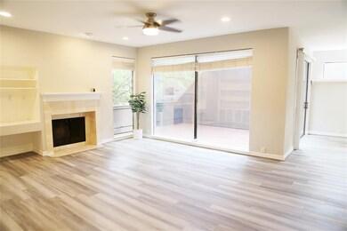 73 Litchfield Ln, Houston, TX 77024 - photo 4