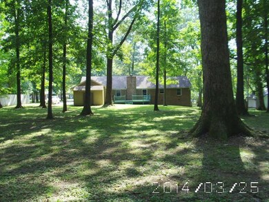 327 Hilltop Dr, Shelbyville, TN 37160 - photo 3