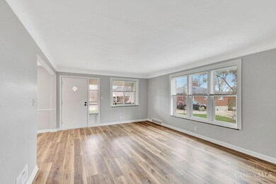 4402 Schroder Dr, Saint Bernard, OH 45217 - photo 5