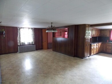 145 E Columbus Ave, Nesquehoning, PA 18240 - photo 3