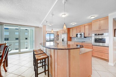 Kitchen Island with Bar Seating Area