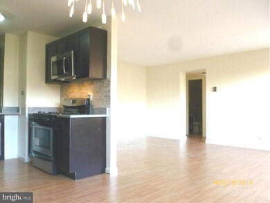 5851 Quantrell Ave unit 301, Alexandria, VA 22312 - photo 7