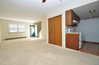 39 Armour Ct, Allentown, PA 18103 - photo 3