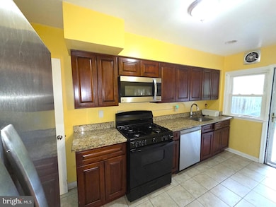 1668 Kirkwood Rd, Gwynn Oak, MD 21207 - photo 4