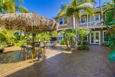 Large back yard patio great for entertaining!