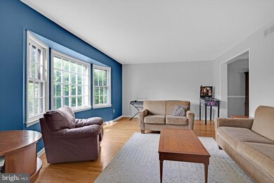 740 Amsterdam Rd, Mount Laurel, NJ 08054 - photo 5